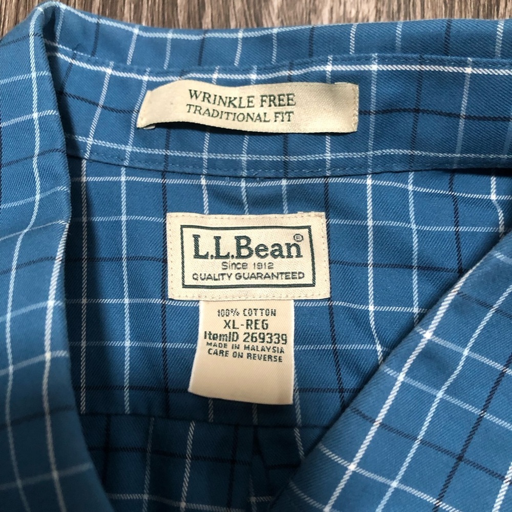 L.L. Bean Wrinkle Free Traditional Fit Short Sleeve Button Down Shirt Blue Plaid - Picture 5 of 9